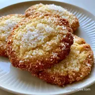 Crispy Sugar Cookies: Thin and Buttery
