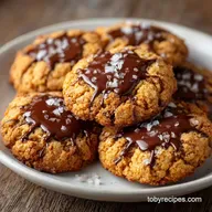 Salted Chocolate Chip Cookies: Crispy